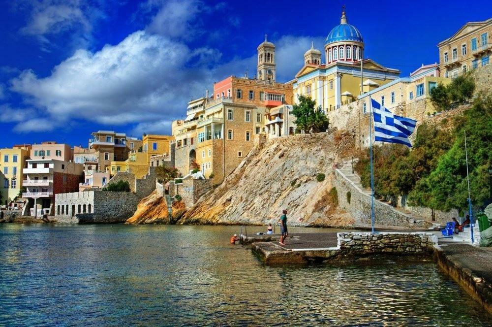 Traditional Medieval Stone House In "Ano Syros" Exteriér fotografie